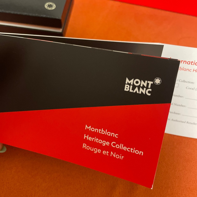 MONTBLANC(モンブラン)のモンブラン ヘリテイジ コレクション ルージュ&ノワール  ボールペン　ブラウン インテリア/住まい/日用品の文房具(ペン/マーカー)の商品写真