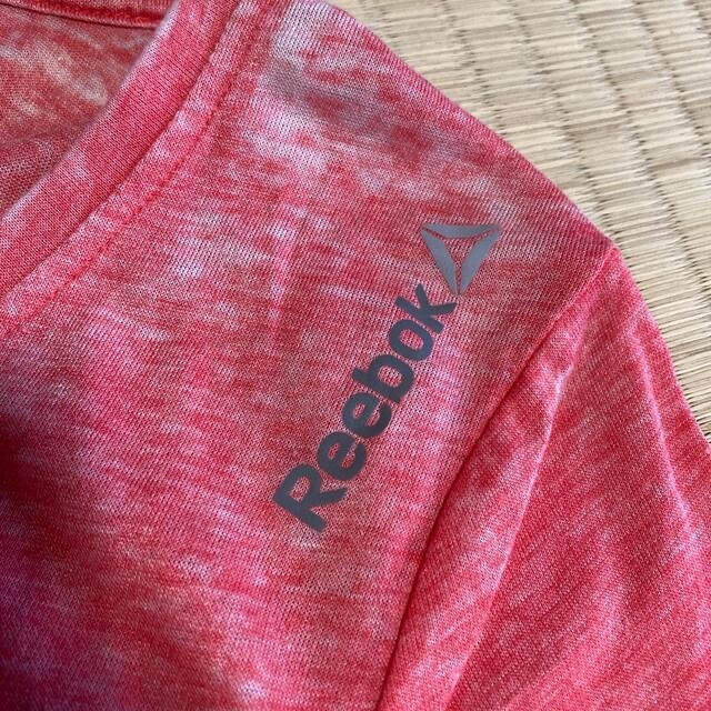 Reebok(リーボック)の専用　Reebok Tシャツ　エテュイ　セット レディースのトップス(Tシャツ(半袖/袖なし))の商品写真