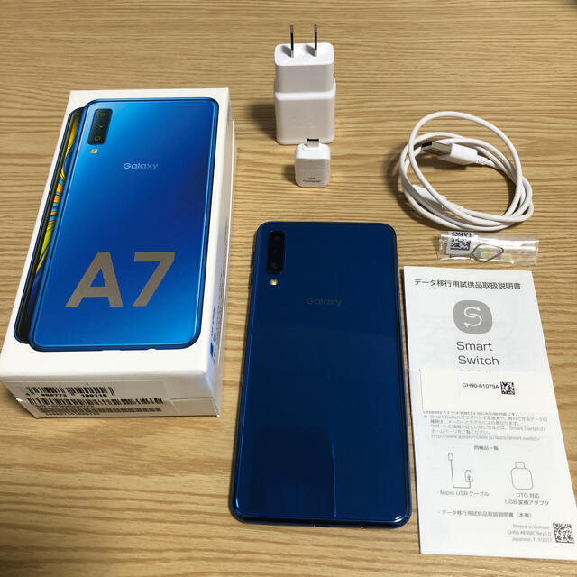 Galaxy(ギャラクシー)のGalaxy A7 ブルー スマホ/家電/カメラのスマートフォン/携帯電話(スマートフォン本体)の商品写真