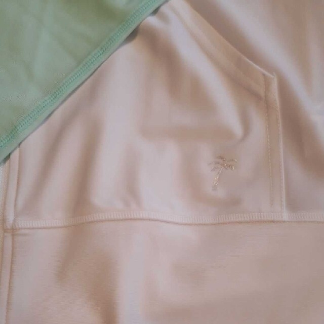 ラッシュガード  UVカット  レディースの水着/浴衣(水着)の商品写真