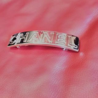 シャネル(CHANEL)のシャネルのロゴバレッタ(バレッタ/ヘアクリップ)