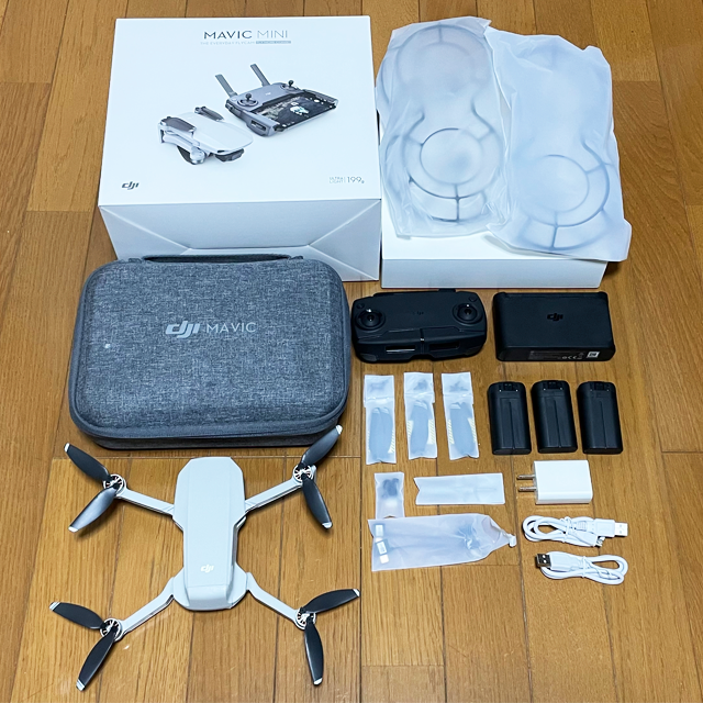 エンタメ/ホビーDJI ドローン MAVIC mini FLY MORE COMBO