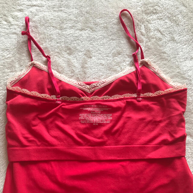 Victoria's Secret(ヴィクトリアズシークレット)のお値下げ♡ヴィクトリア　シークレット♡キャミソール♡朱色 レディースのトップス(キャミソール)の商品写真