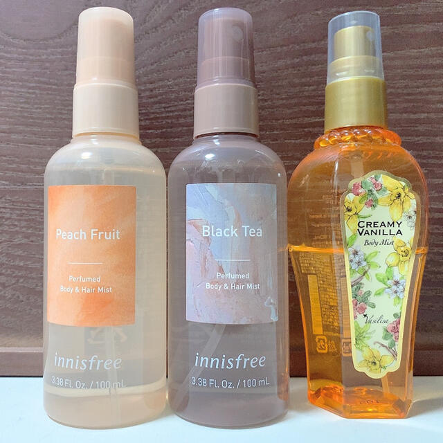 Innisfree(イニスフリー)のボディミスト(BlackTea、PeachFruit、バニラ) コスメ/美容の香水(その他)の商品写真