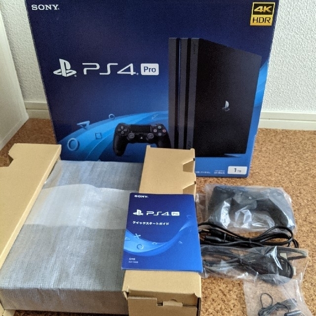 SONY PlayStation4 Pro 本体 CUH-7200BB01 |