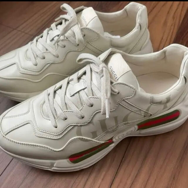 GUCCIヴィンテージ レザー スニーカー500877-DRW00-952 GUCCIヴィンテージ レザー スニーカー500877-DRW00-952