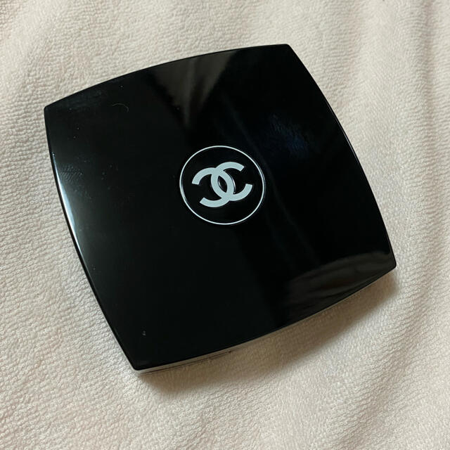 CHANEL(シャネル)のCHANEL Palette Essential パレット　エサンシエル コスメ/美容のキット/セット(コフレ/メイクアップセット)の商品写真