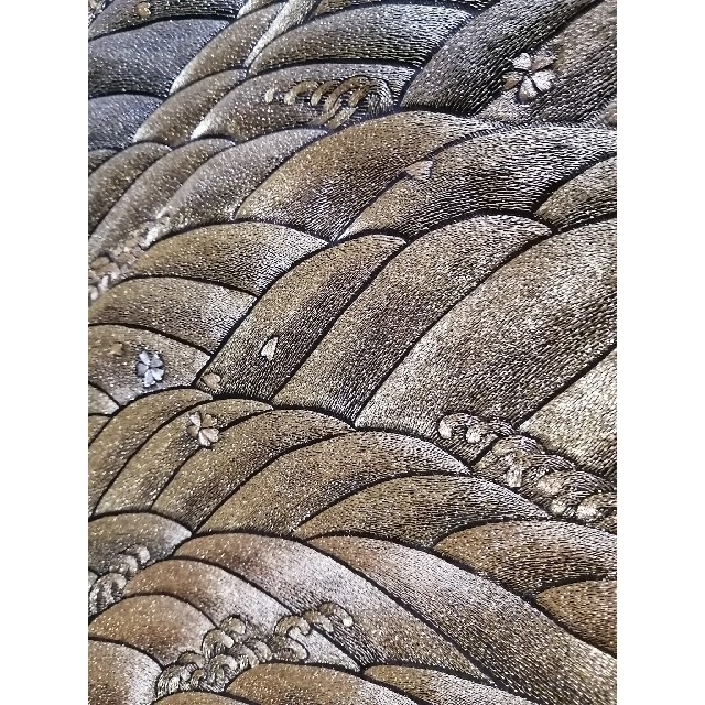 桜　波　刺繍　帯　黒　金 レディースの水着/浴衣(帯)の商品写真