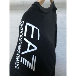 エンポリオアルマーニ(Emporio Armani)のEA7  浅いＶネック左肩プリント　左右脇下ストレッチ長袖 TシャツＭサイズ(Tシャツ/カットソー(七分/長袖))