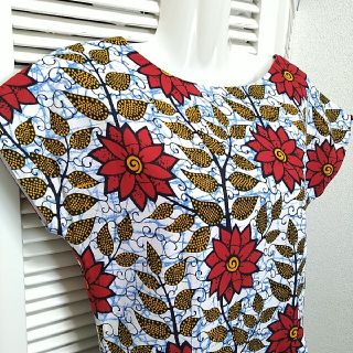 アフリカ布 花柄フレアワンピース Sサイズ ハンドメイドの通販 by