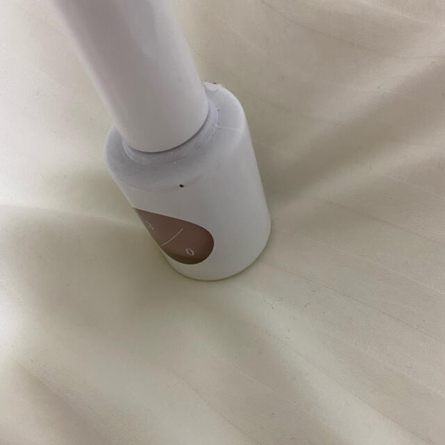 Cosme Kitchen(コスメキッチン)のuka color base coat zero 3/0 サンブンノゼロ コスメ/美容のネイル(ネイルトップコート/ベースコート)の商品写真