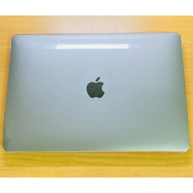 MacBook Air M1チップ搭載　256GB