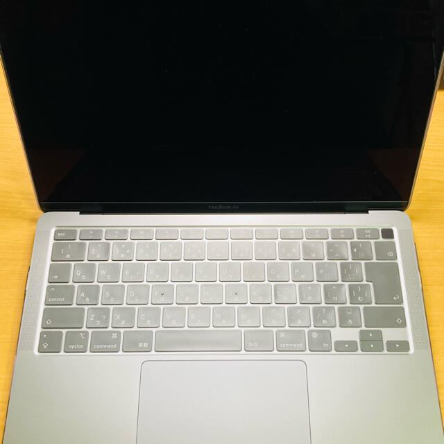 Apple(アップル)のMacBook Air M1チップ搭載　256GB スマホ/家電/カメラのPC/タブレット(ノートPC)の商品写真