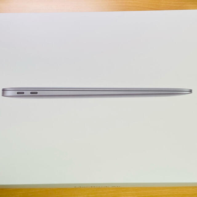 Apple(アップル)のMacBook Air M1チップ搭載　256GB スマホ/家電/カメラのPC/タブレット(ノートPC)の商品写真