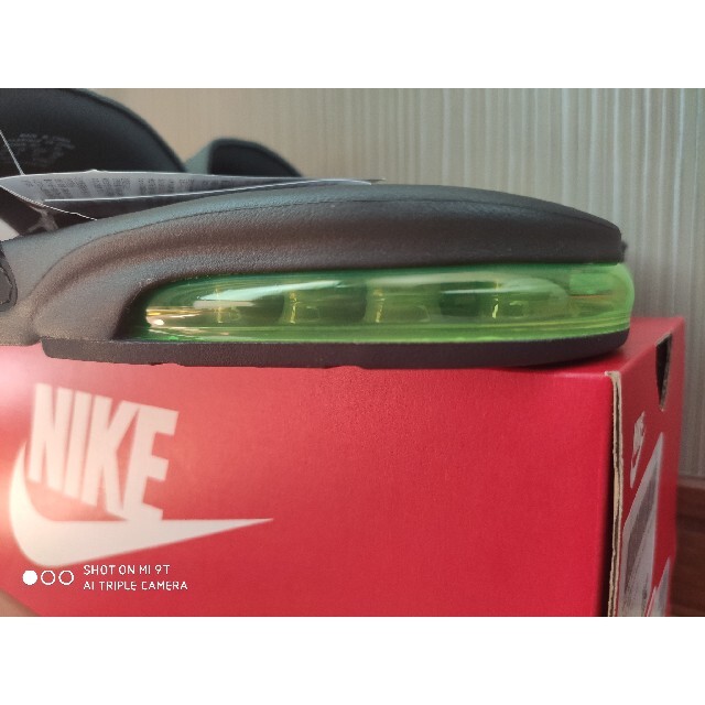 NIKE(ナイキ)の【完売品】NIKE AIR MAX CAMDEN SLIDE メンズの靴/シューズ(サンダル)の商品写真