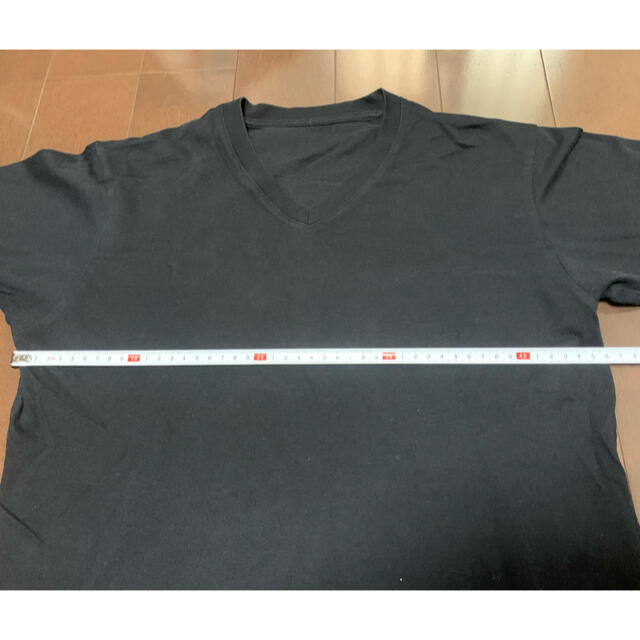 UNIQLO(ユニクロ)のUNIQLO ユニクロ VネックTシャツ 無地 2枚セット メンズのトップス(Tシャツ/カットソー(半袖/袖なし))の商品写真
