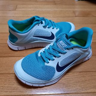 ナイキ(NIKE)のNIKE　FREE　23.0cm(スニーカー)