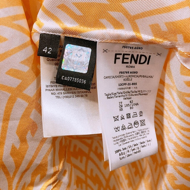 美品　フェンディ　FENDIロゴ　黒　半袖　Tシャツ　カットソー　42