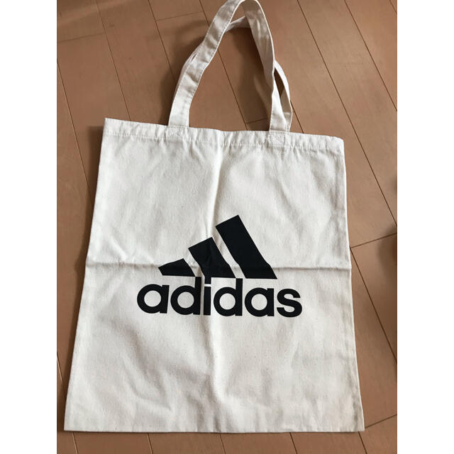 adidas(アディダス)の【新品】adidasトートバッグ メンズのバッグ(トートバッグ)の商品写真