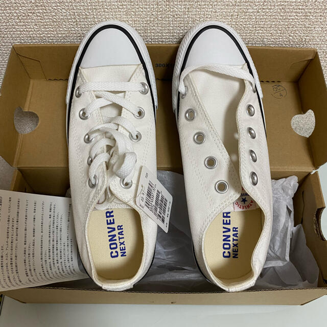 CONVERSE(コンバース)の【コンバース】白×黒ライン　スニーカー レディースの靴/シューズ(スニーカー)の商品写真