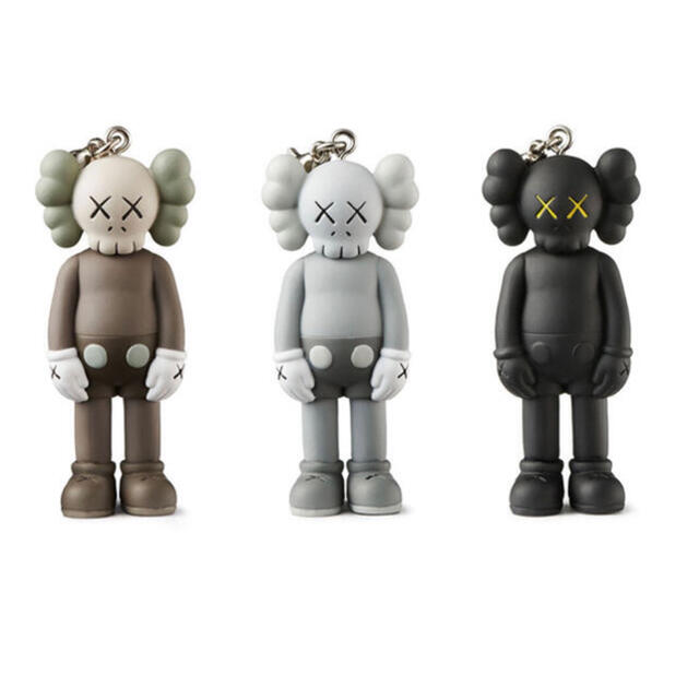 MEDICOM TOY(メディコムトイ)の【新品未開封】KAWS TOKYO FIRST キーホルダー3点セット メンズのファッション小物(キーホルダー)の商品写真