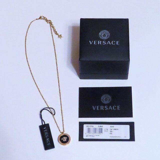 VERSACE(ヴェルサーチ)の新品VERSACEメドゥーサネックレスブラックゴールドヴェルサーチェ メンズのアクセサリー(ネックレス)の商品写真