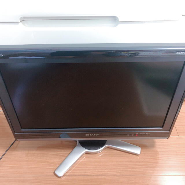 AQUOS(アクオス)の【即日発送】AQUOS アクオス液晶テレビ　20インチ スマホ/家電/カメラのテレビ/映像機器(テレビ)の商品写真