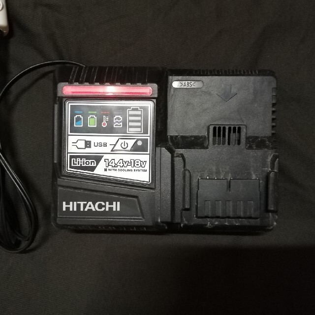 日立(ヒタチ)のジャンク HITACHI バッテリー充電器 UC 14YDL2  スポーツ/アウトドアの自転車(工具/メンテナンス)の商品写真