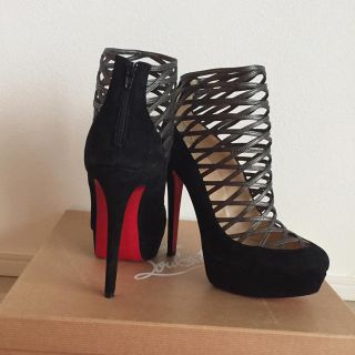 クリスチャンルブタン(Christian Louboutin)のルブタン ブーティ♡(ブーティ)