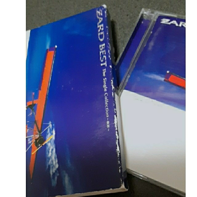 【匿名配送】ZARD　CD　ベストアルバム　名曲揃い☆ エンタメ/ホビーのCD(ポップス/ロック(邦楽))の商品写真