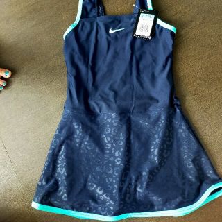 ナイキ(NIKE)のナイキ★新品水着★(水着)