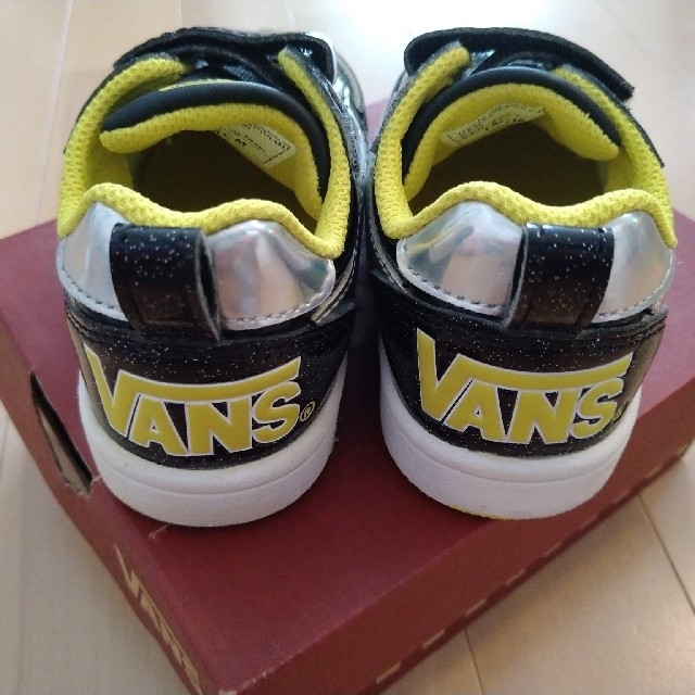 VANS(ヴァンズ)の★VANSスニーカー15センチ★ キッズ/ベビー/マタニティのキッズ靴/シューズ(15cm~)(スニーカー)の商品写真