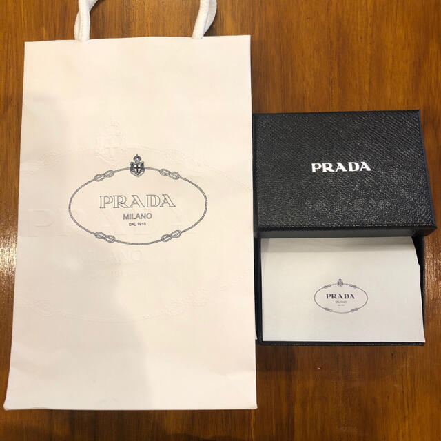 PRADA(プラダ)の<専用！>プラダ キーケース レディースのファッション小物(キーケース)の商品写真