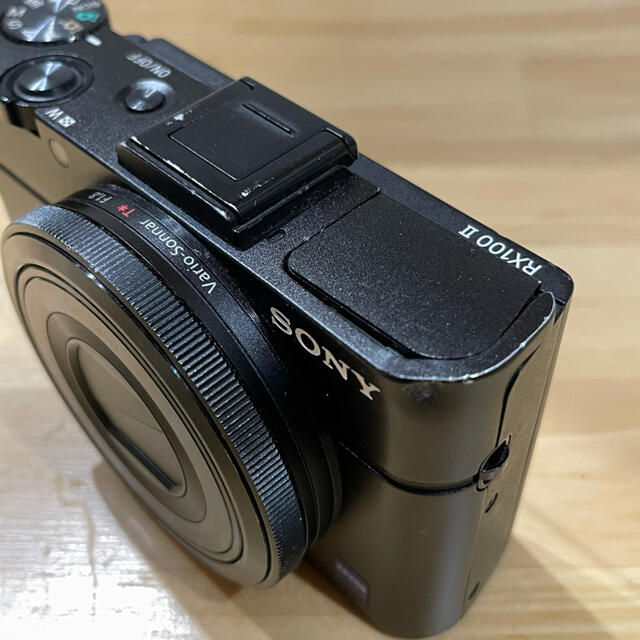 SONY(ソニー)のSONY Cyber-shot DSC-RX100M2 ジャンク品 スマホ/家電/カメラのカメラ(コンパクトデジタルカメラ)の商品写真