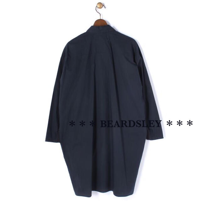 BEARDSLEY(ビアズリー)のBEARDSLEY ビアズリー BIGポケット ロング シャツ ワンピース レディースのトップス(シャツ/ブラウス(長袖/七分))の商品写真