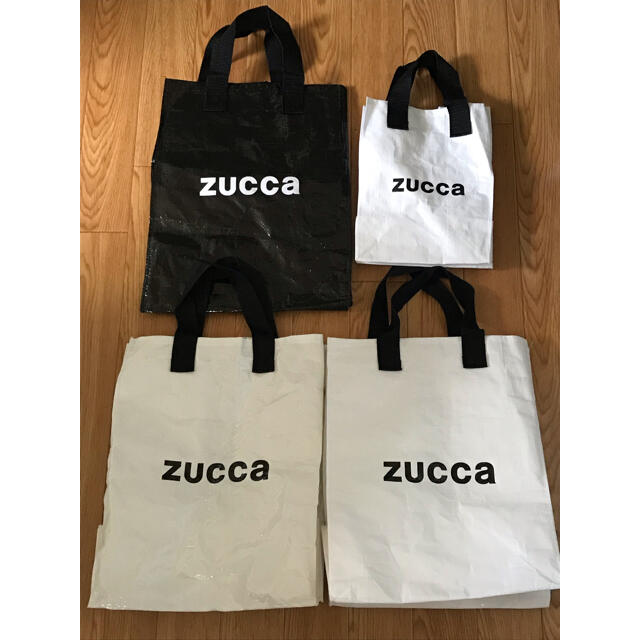 ZUCCa(ズッカ)のズッカ zucca  ショップバック　4枚セット レディースのバッグ(ショップ袋)の商品写真