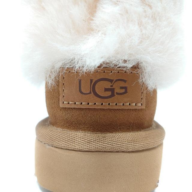 UGG(アグ)のアグ ショートブーツ 22 レディース美品  レディースの靴/シューズ(ブーツ)の商品写真