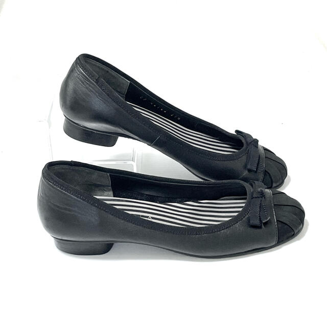 DIANA(ダイアナ)の【美品❗️】DIANA リボン　バレエシューズ　ヌバック　レザー　21.5 黒 レディースの靴/シューズ(バレエシューズ)の商品写真