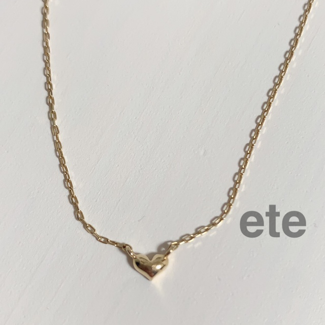 ete(エテ)のete  ゴールド　ハートネックレス 10K YG レディースのアクセサリー(ネックレス)の商品写真