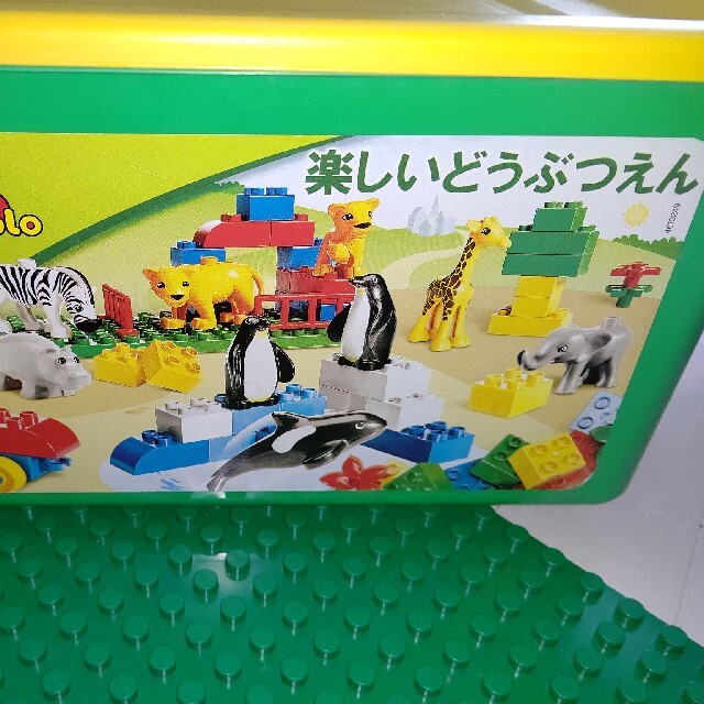 Lego(レゴ)の[美品中古]LEGO楽しい動物園おまけ付 キッズ/ベビー/マタニティのおもちゃ(積み木/ブロック)の商品写真