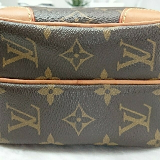 LOUIS VUITTON(ルイヴィトン)のルイヴィトンショルダーバッグアマゾン レディースのバッグ(ショルダーバッグ)の商品写真