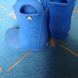 クロックス(crocs)のクロックス　ブルー　長靴　サイズC 7(長靴/レインシューズ)