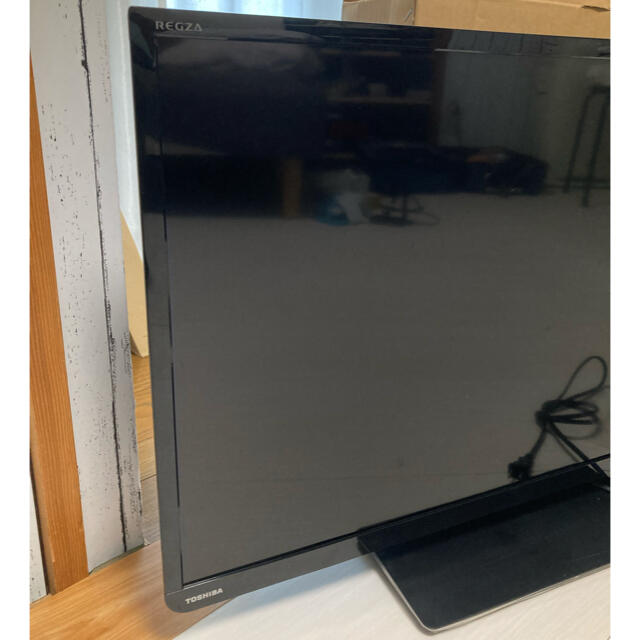 東芝(トウシバ)のTOSHIBA regza レグザ　32s8 32インチ　美品 スマホ/家電/カメラのテレビ/映像機器(テレビ)の商品写真