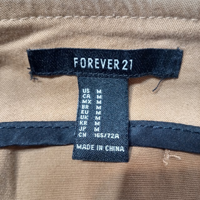 FOREVER 21(フォーエバートゥエンティーワン)のFOREVER21　ライダース　スキニーパンツ　M レディースのパンツ(スキニーパンツ)の商品写真