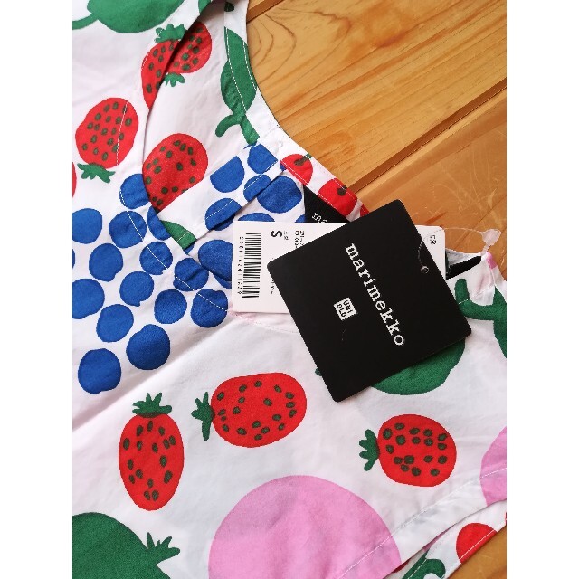 marimekko(マリメッコ)のSサイズ　マリメッコ　marimekko　ユニクロ　コラボ　ワンピース レディースのワンピース(ひざ丈ワンピース)の商品写真