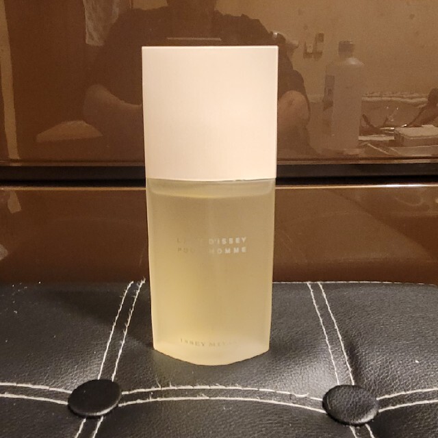 ISSEY MIYAKE(イッセイミヤケ)のロードゥ　イッセイ　プールオム　オードトワレ　　75mL コスメ/美容の香水(ユニセックス)の商品写真