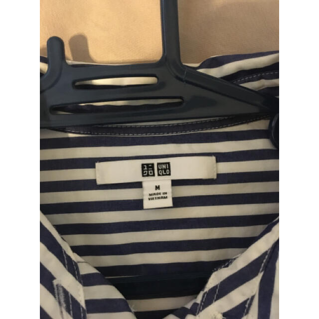 UNIQLO(ユニクロ)のユニクロ　ストライプ　シャツ レディースのトップス(シャツ/ブラウス(半袖/袖なし))の商品写真