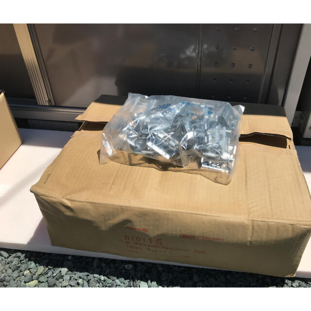 KMEW 15mm通気金具　1箱10袋