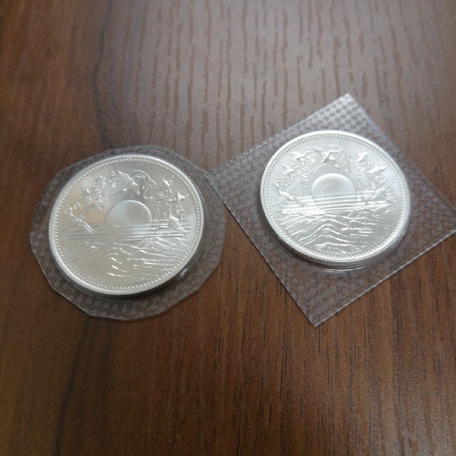 天皇御在位60年記念硬貨 1万円銀貨 2枚 【良好品】 www.toyotec.com