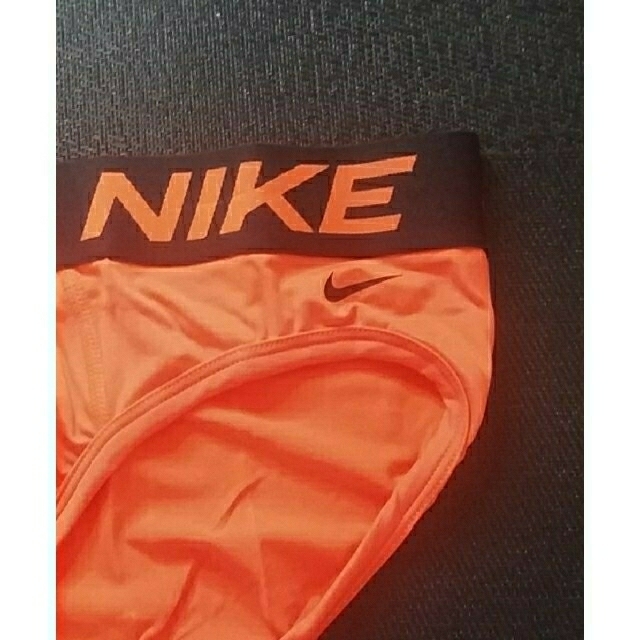 NIKE(ナイキ)のNIKE　海外Sサイズ　3セット　ブラック　オレンジ　グレー メンズのアンダーウェア(その他)の商品写真